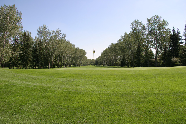 Book Online at Willow Park Golf & Country Club Calgary, Golf Course